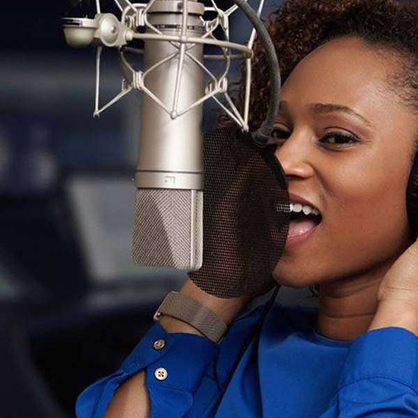  Entertainment Voice Over Services in United Kingdom